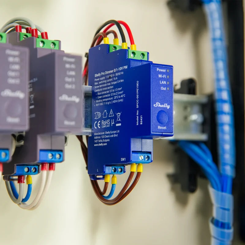Shelly - Wi-Fi 0-10V DIN rail dimmer + power metering Shelly Pro Dimmer 0/1-10V PM