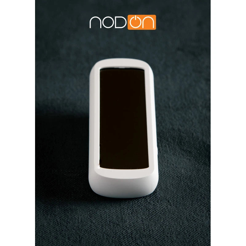 NodOn - Zigbee temperature and humidity sensor + Solar panel STPH-4-1-00