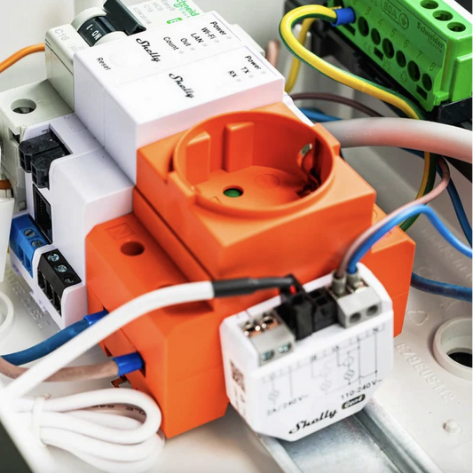 Shelly EM GEN4 - Energy meter with Wi-Fi 6, Bluetooth, Zigbee, Matter + dry contact output