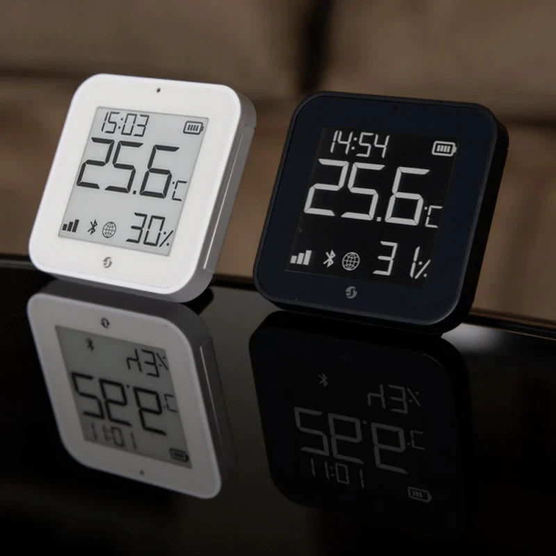 Shelly - Zigbee and Bluetooth Temperature and humidity sensor Black Shelly BLU H&T Display ZB