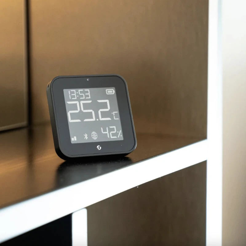 Shelly - Zigbee and Bluetooth Temperature and humidity sensor Black Shelly BLU H&T Display ZB
